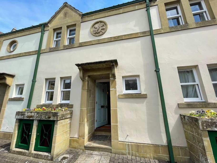Circus Mews Townhouse:2 Beds:2 En-Suite Baths:Parking:City Centre:Quiet Area Kültér fotó