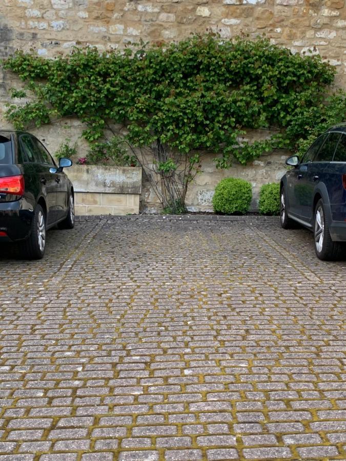 Circus Mews Townhouse:2 Beds:2 En-Suite Baths:Parking:City Centre:Quiet Area Kültér fotó